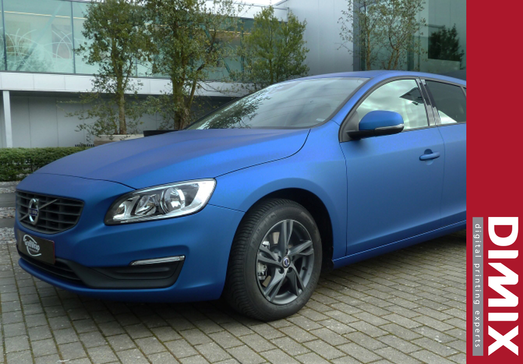 Grafiwrap mat metallic car wrapping film application foto 5